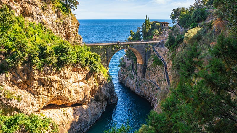 POSITANO / AMALFI (Navigationstid: 1,0 Tim)