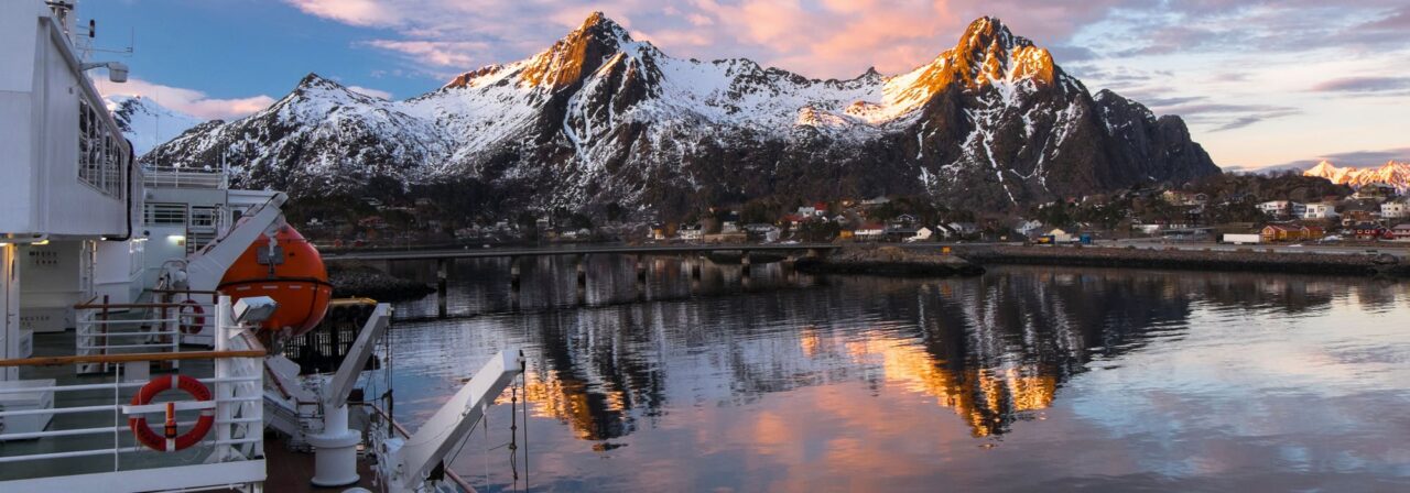 Kryssning i norska fjordar Hurtigruten