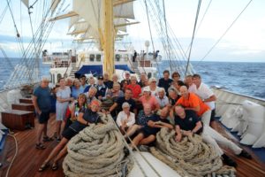 Härligt sällskap på Star Clippers med Poseidon Cruises, gruppbild