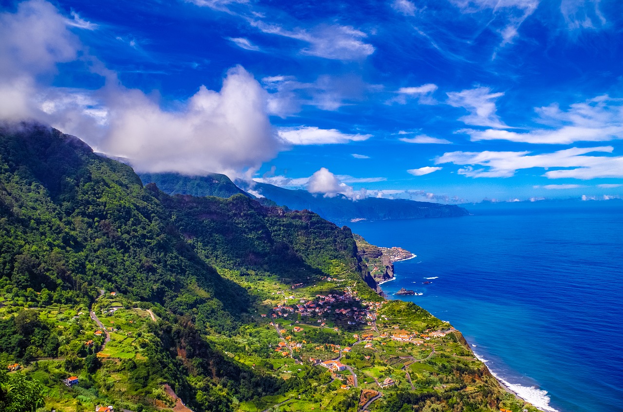 Resan över Atlanten stannar i Madeira